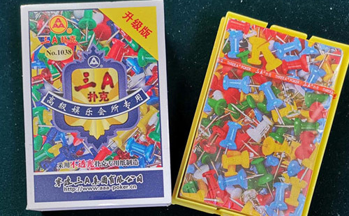 贵南扑克批发采购指南与产品质量识别要点解析